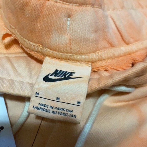 Nike Shorts - Picture 7 of 7